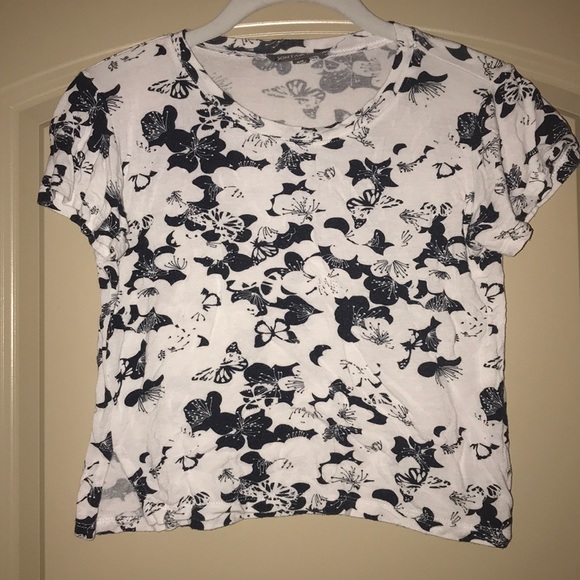 Don’t Ask Why butterfly and flower crop top - Picture 2 of 6